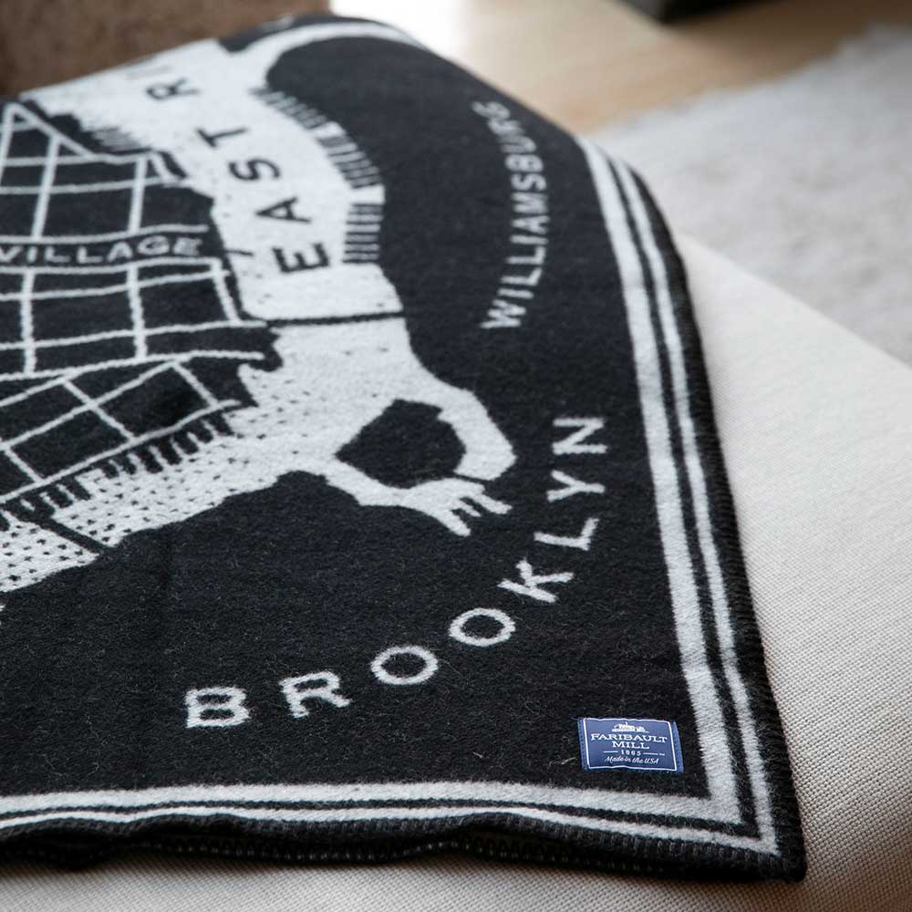 W' Wool Throw – Faribault Mill